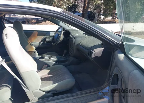 2000 Chevrolet Camaro из США, поврежденный, VIN 2G1FP22K2Y2151957